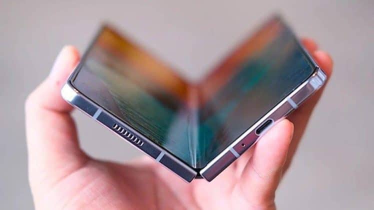 Samsung Galaxy Z Fold Slim Specs: 12GB RAM, Thinner Design!